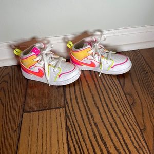 Nike Air Jordan Mid Edge Glow size 9 Toddler